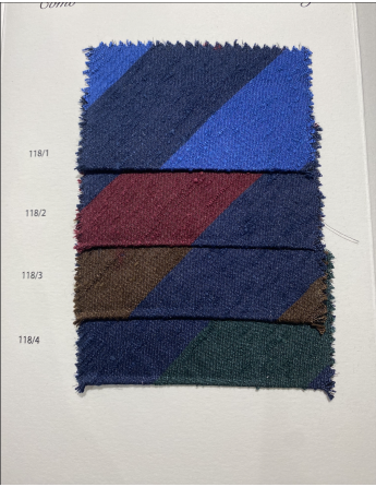 Cravate sur -mesure/ carte 22